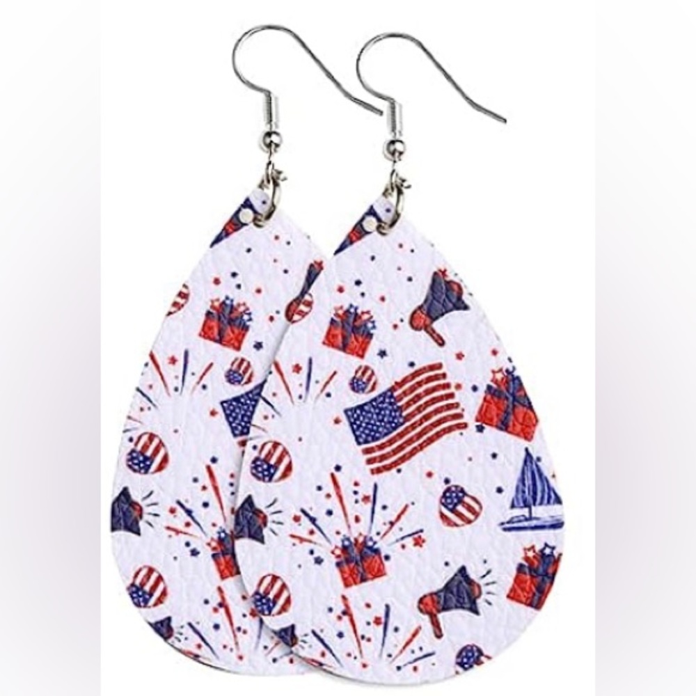 Women’s earrings